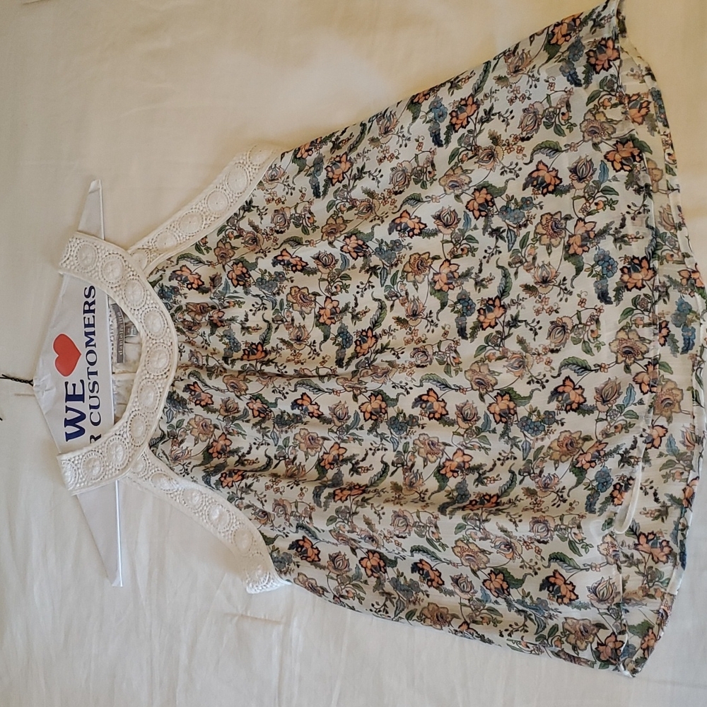 Daniel Rainn Petite Medium Tank Top